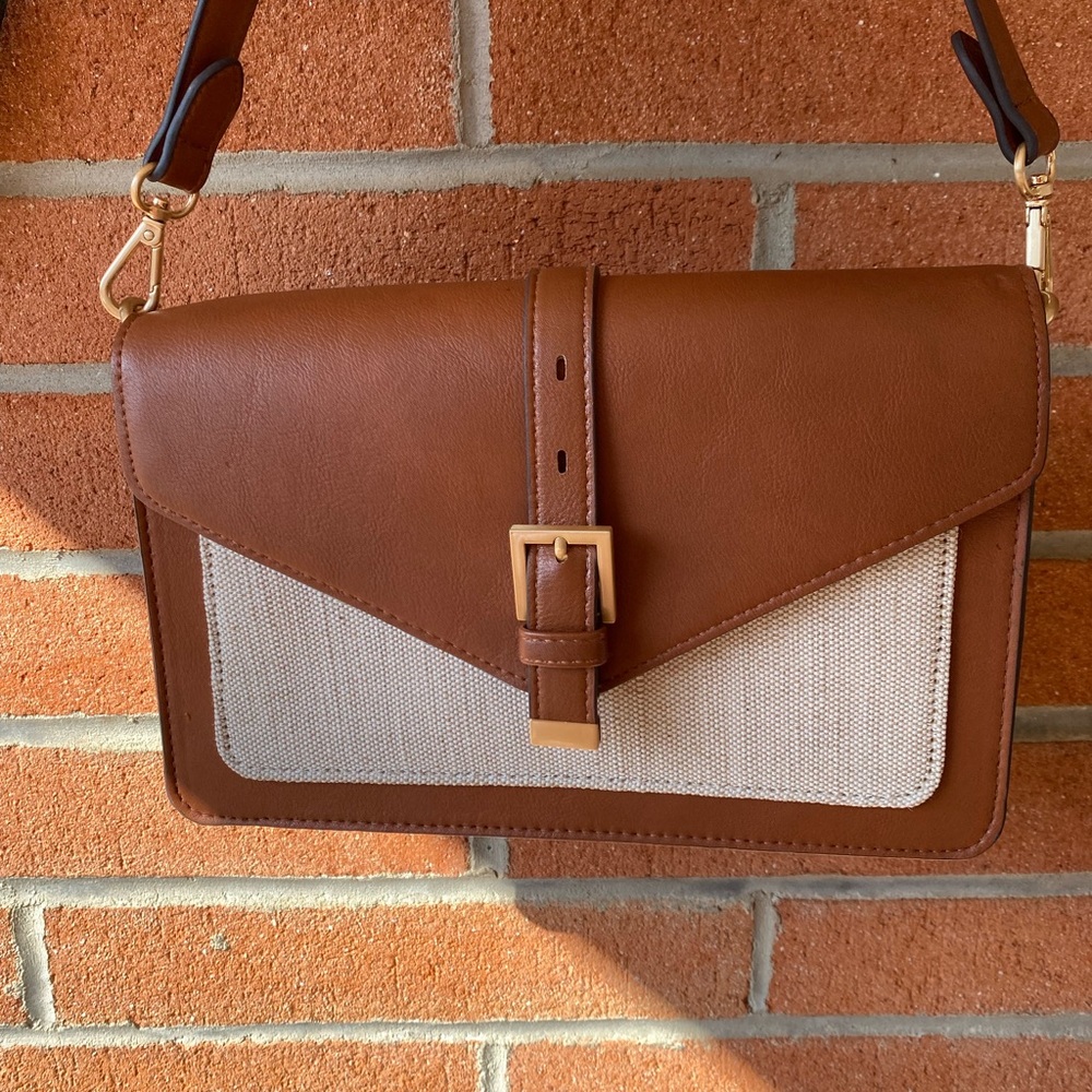 Brown faux leather purse
